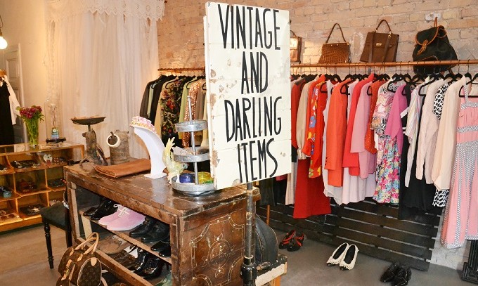 Vintage Shopping In Berlin - Style On The Side
